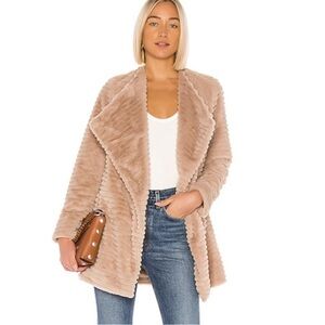 NEW BB Dakota Fab Moment Faux Fur Jacket Tan Size S